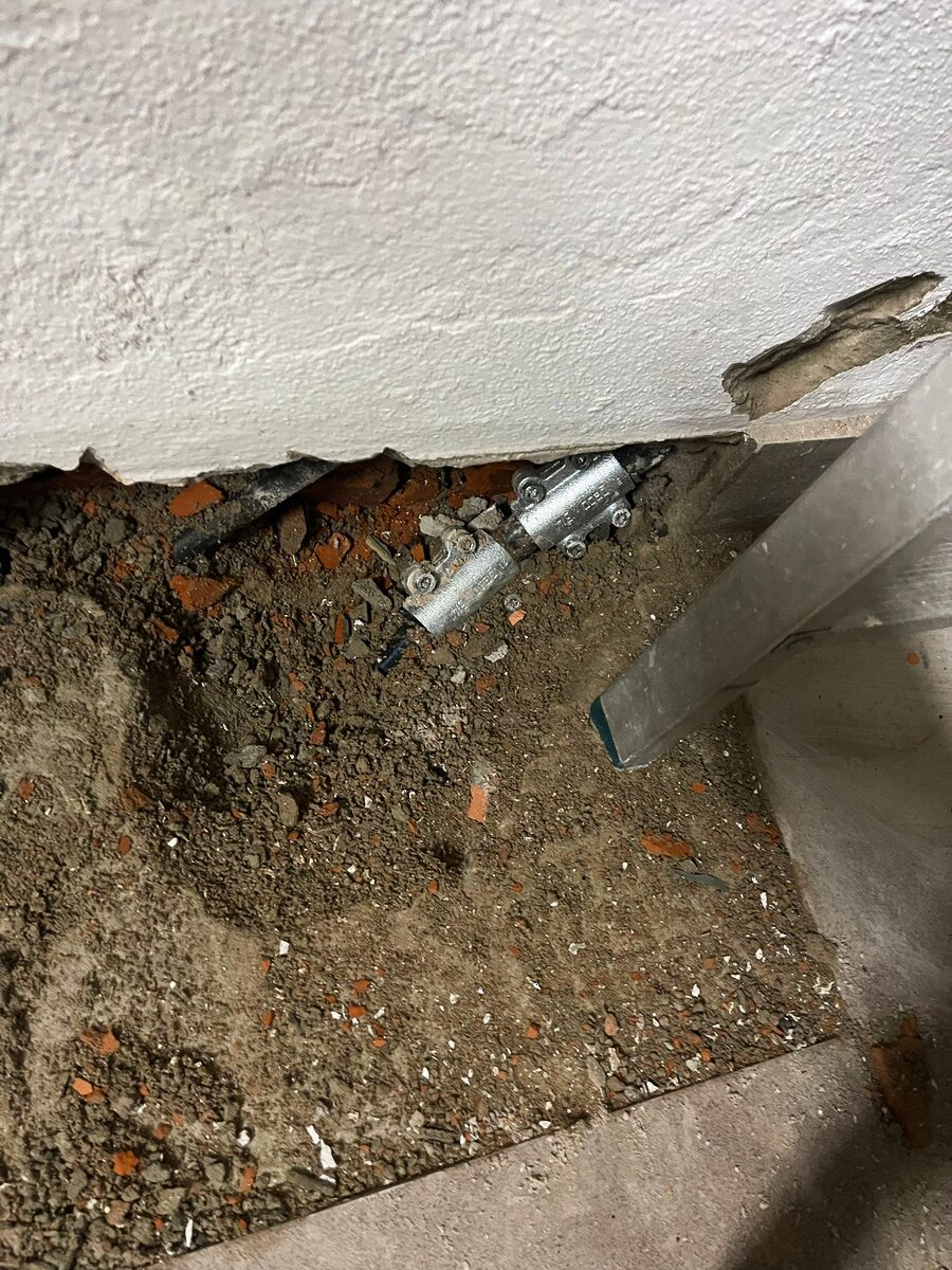 Trabalho de canalização 13 executado pela SOS Canalizações 24H no Porto